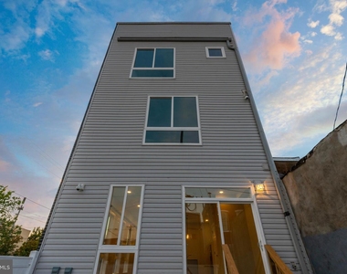 2401 N Mascher St #2 - Photo Thumbnail 16