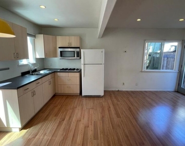 732 Washington Blvd - Photo Thumbnail 1