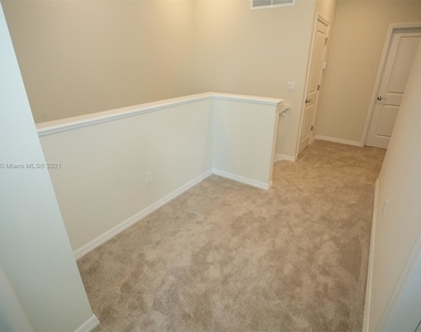 5087 Eucalyptus Dr - Photo Thumbnail 20