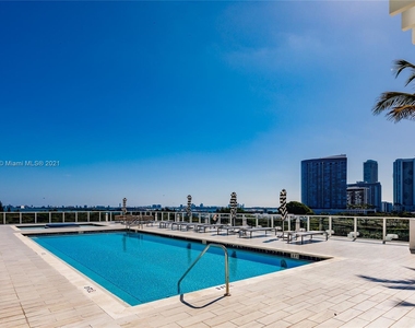 4250 Biscayne Blvd - Photo Thumbnail 21