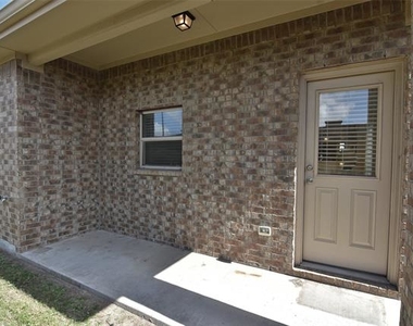 2816 Candace Drive - Photo Thumbnail 32