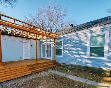 3809 Birchman Avenue - Photo Thumbnail 17