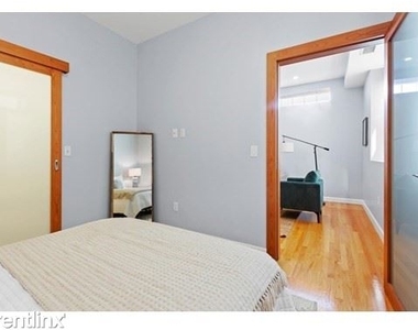 156 Chelsea St - Photo Thumbnail 9