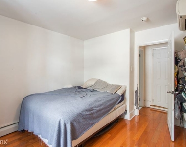 2531 Lombard St - Photo Thumbnail 8