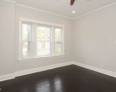 2548 N. Kildare, Unit 1 - Photo Thumbnail 7