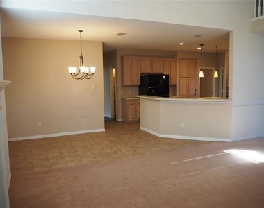 2105 Friar Court - Photo Thumbnail 3