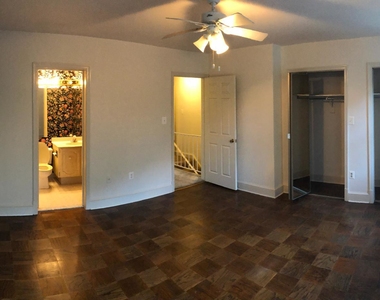 3265-a Sutton Place Nw - Photo Thumbnail 3