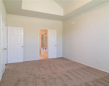 7013 Stone Canyon Court - Photo Thumbnail 14