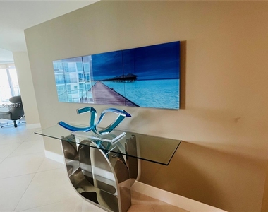 300 Sunny Isles Blvd - Photo Thumbnail 6