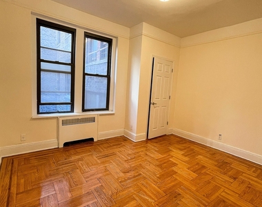 529 East 85 Street - Photo Thumbnail 9