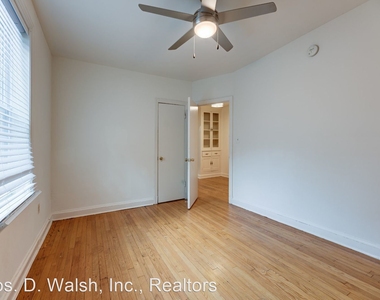 2618 41st St Nw - Photo Thumbnail 2