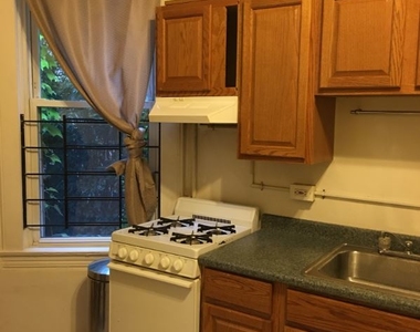 843 Hollins St Apt1 - Photo Thumbnail 9