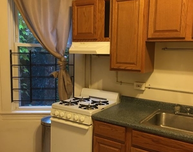 843 Hollins St Apt1 - Photo Thumbnail 7