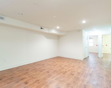 1509 Master St Unit 1 - Photo Thumbnail 24