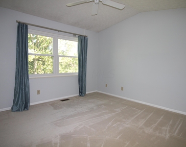 2416 Sandstrom Drive - Photo Thumbnail 15