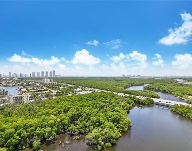 16385 Biscayne Blvd - Photo Thumbnail 0