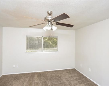 5411 Buckner Court - Photo Thumbnail 12