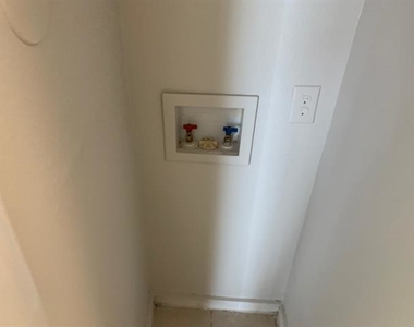 5114 Bryan Street - Photo Thumbnail 12