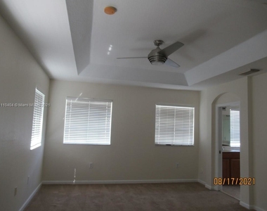 27379 Sw 143rd Ct - Photo Thumbnail 10