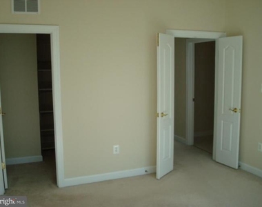 11445 Fogarty Ct - Photo Thumbnail 11