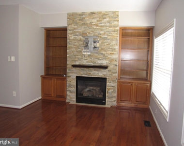 10215 Brighton Ridge Way #122 - Photo Thumbnail 14