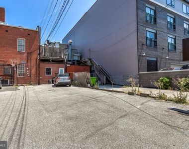 1234 Light Street - Photo Thumbnail 23