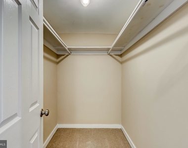 1234 Light Street - Photo Thumbnail 13