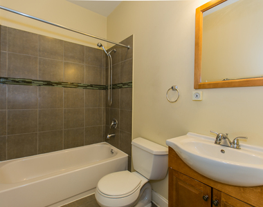 1636 North Spaulding Avenue - Photo Thumbnail 13