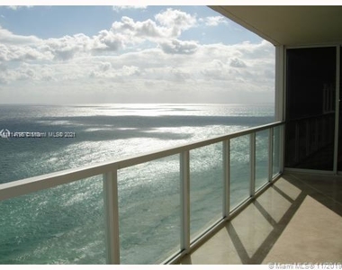 16699 Collins Ave - Photo Thumbnail 0