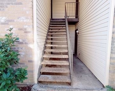 732 Schmitz Avenue - Photo Thumbnail 0