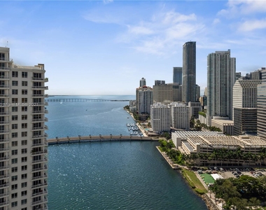 901 Brickell Key Blvd - Photo Thumbnail 5