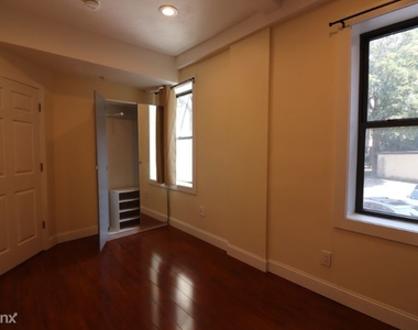 1203 Beacon St 7 - Photo Thumbnail 10