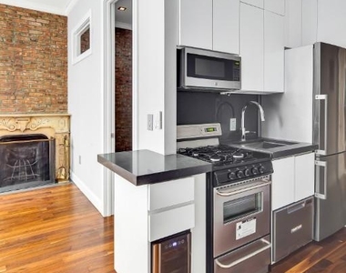 330 East 58th Street - Photo Thumbnail 1