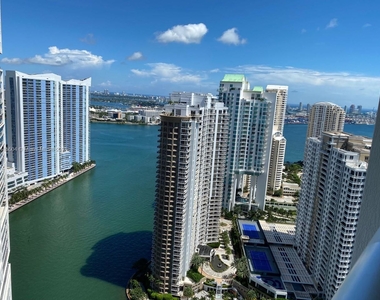 495 Brickell Ave - Photo Thumbnail 0