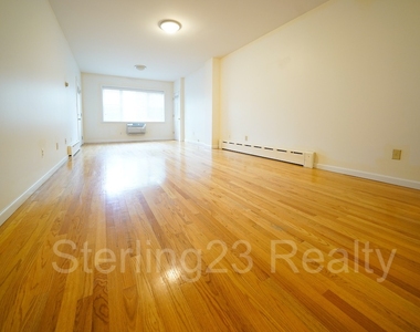 23-25 Crescent Street - Photo Thumbnail 2