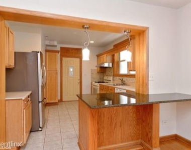 5023 N Springfield Ave 2 - Photo Thumbnail 1