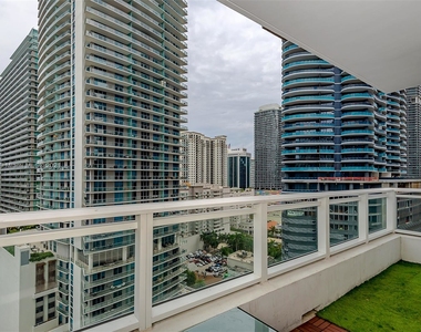 1080 Brickell Ave - Photo Thumbnail 23