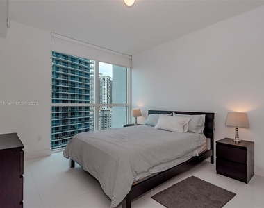 1080 Brickell Ave - Photo Thumbnail 14