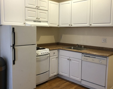 28 Phillips St Apt 1 - Photo Thumbnail 0