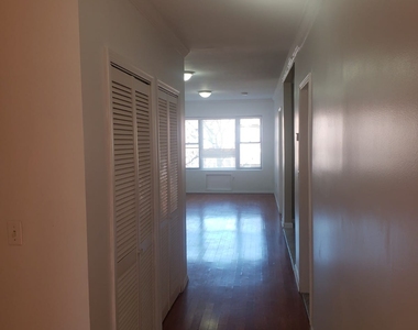 1546 Pacific Street - Photo Thumbnail 2