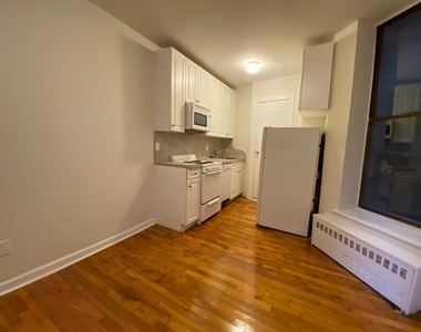 951 Amsterdam Avenue - Photo Thumbnail 1