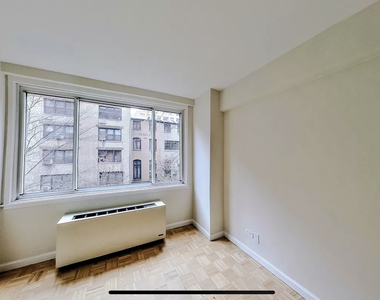 340 East 51st Street - Photo Thumbnail 5