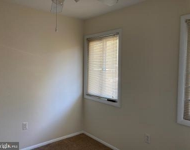 2660 Seville Circle - Photo Thumbnail 2