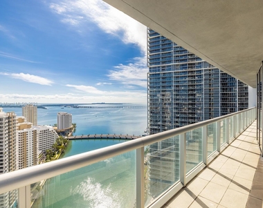 465 Brickell Ave - Photo Thumbnail 43