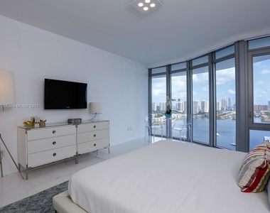 17301 Biscayne Blvd - Photo Thumbnail 9