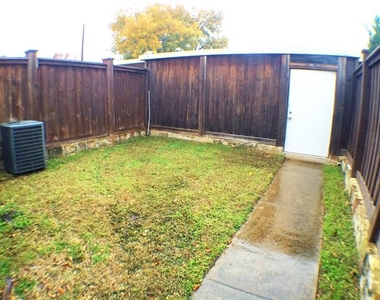 536 Josephine Street - Photo Thumbnail 14