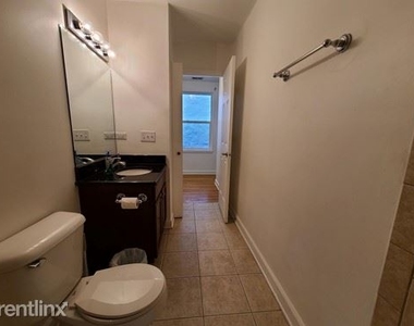 2648 W Cortez St 3 - Photo Thumbnail 10