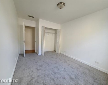 2648 W Cortez St 3 - Photo Thumbnail 7