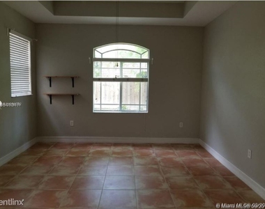 20743 Sw 91st Ct - Photo Thumbnail 8