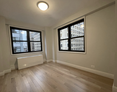 141 East 33rd Street - Photo Thumbnail 5